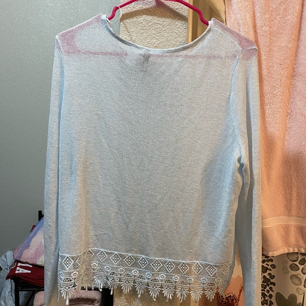 H&M sweater - Picture 2 of 2